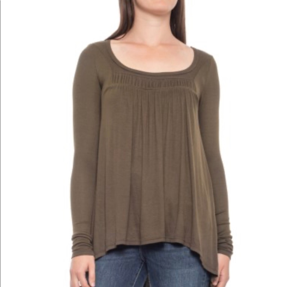 We the free byFree people top.